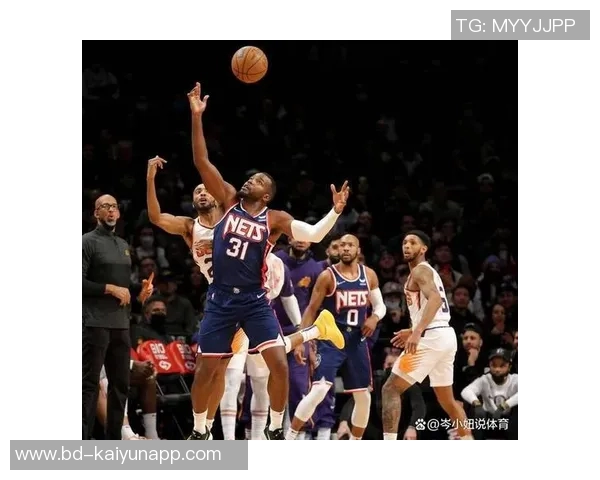 太阳队布克创历史首位前9场30分7助攻命中率惊人504085